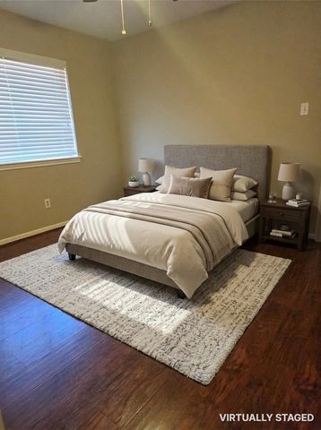6607 Addicks Clodine Road, Houston, TX 77083