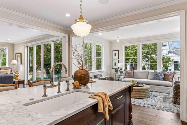 5224 Oaklawn Avenue, Edina, MN 55424