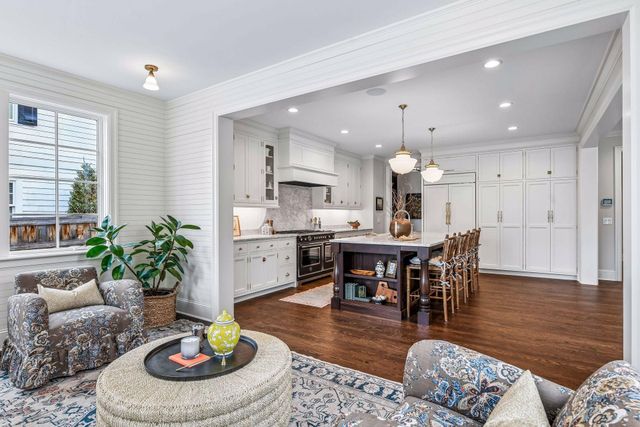 5224 Oaklawn Avenue, Edina, MN 55424