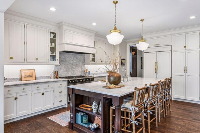 5224 Oaklawn Avenue, Edina, MN 55424