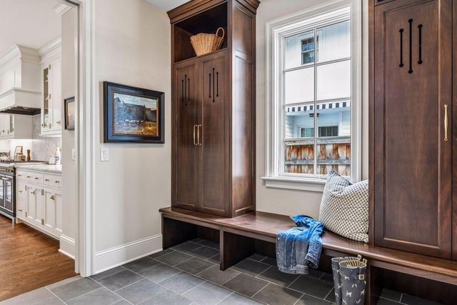 5224 Oaklawn Avenue, Edina, MN 55424