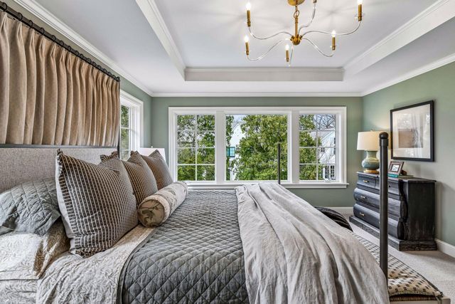 5224 Oaklawn Avenue, Edina, MN 55424