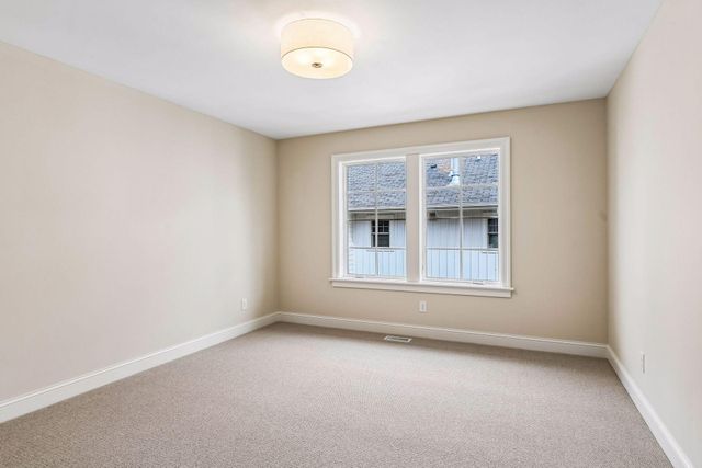 5224 Oaklawn Avenue, Edina, MN 55424