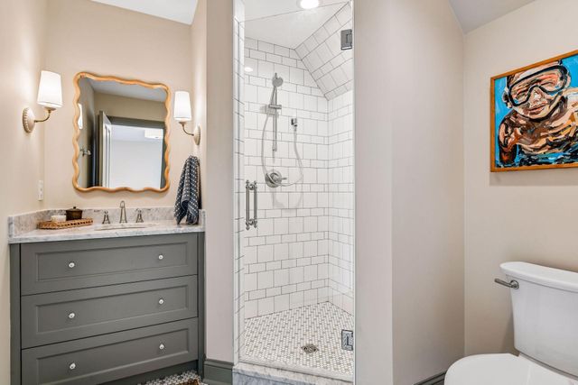 5224 Oaklawn Avenue, Edina, MN 55424