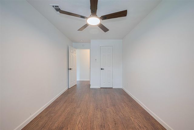 2112 Walnut Lane, Pasadena, TX 77502
