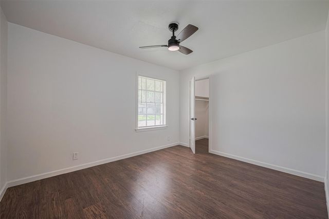 2112 Walnut Lane, Pasadena, TX 77502