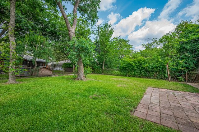 2112 Walnut Lane, Pasadena, TX 77502