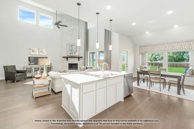 924 Lasalle Drive, Red Oak, TX 75154