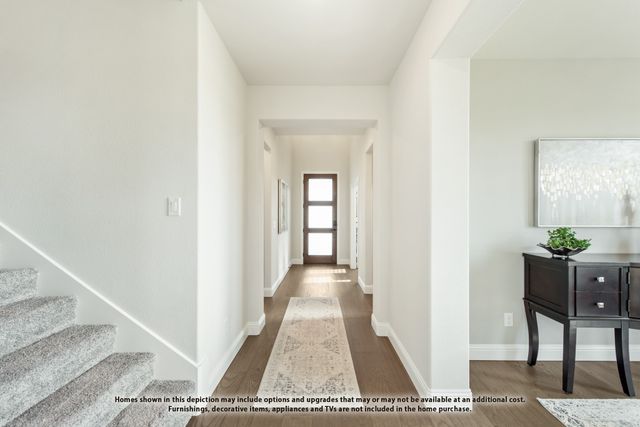 924 Lasalle Drive, Red Oak, TX 75154