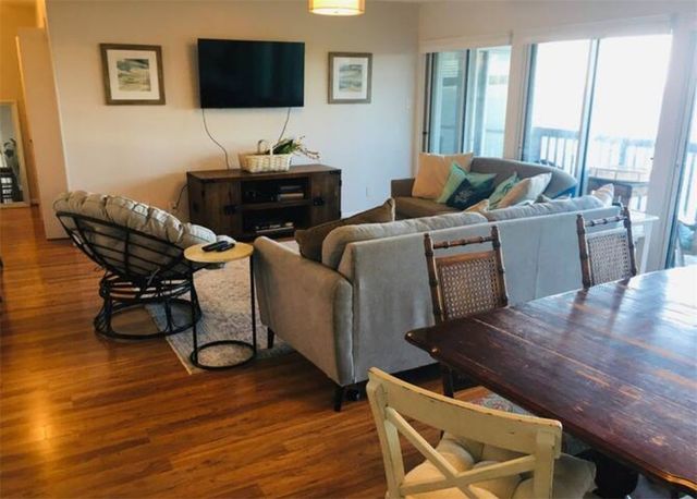 3402 Ocean Dr 37, Corpus Christi, TX 78411