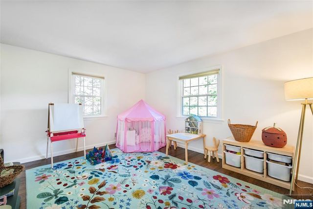 122 Crest Road, Ridgewood, NJ 07450