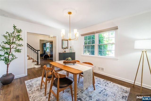 122 Crest Road, Ridgewood, NJ 07450