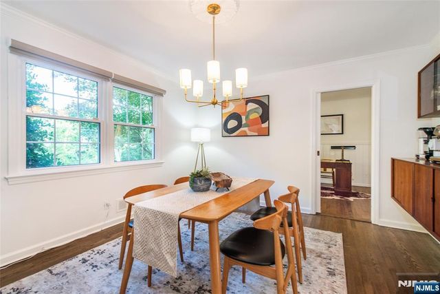 122 Crest Road, Ridgewood, NJ 07450