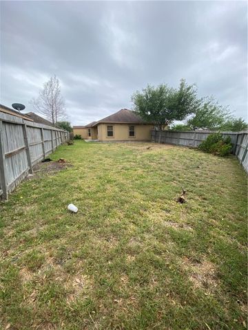4505 Patriot Dr, Corpus Christi, TX 78413