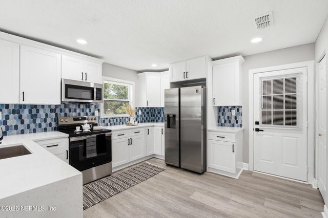 5931 OVELLA Road, Jacksonville, FL 32244