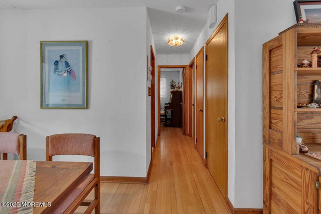 78 Nautilus Street, Beachwood, NJ 08722