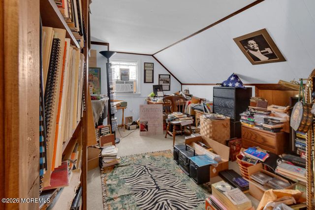 78 Nautilus Street, Beachwood, NJ 08722