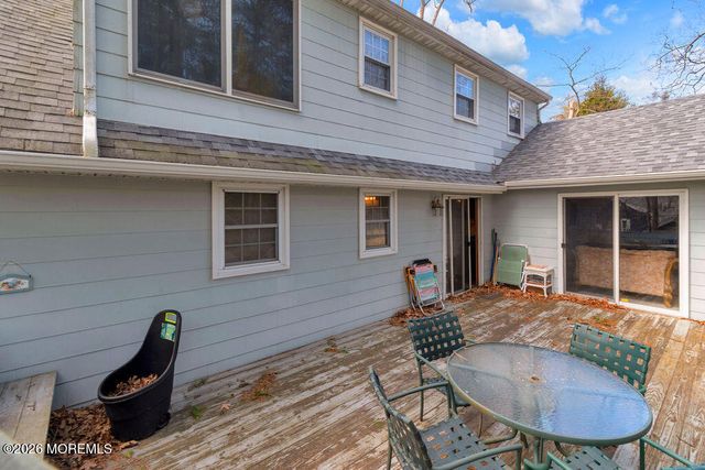 78 Nautilus Street, Beachwood, NJ 08722