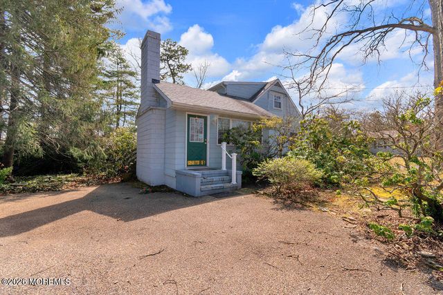 78 Nautilus Street, Beachwood, NJ 08722