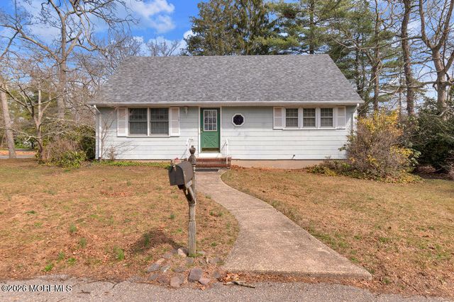 78 Nautilus Street, Beachwood, NJ 08722