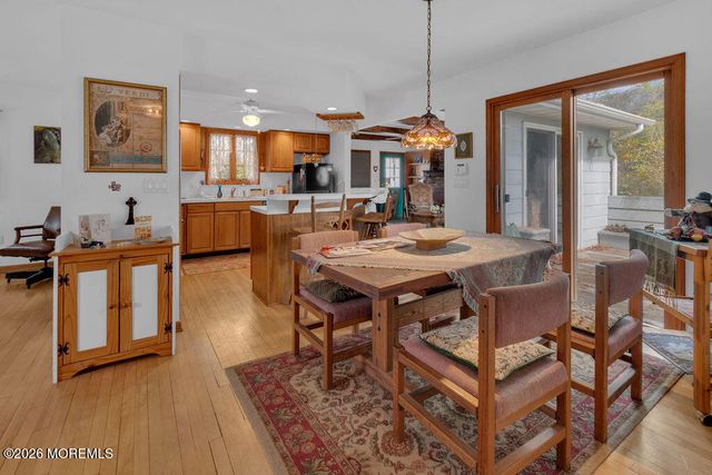 78 Nautilus Street, Beachwood, NJ 08722