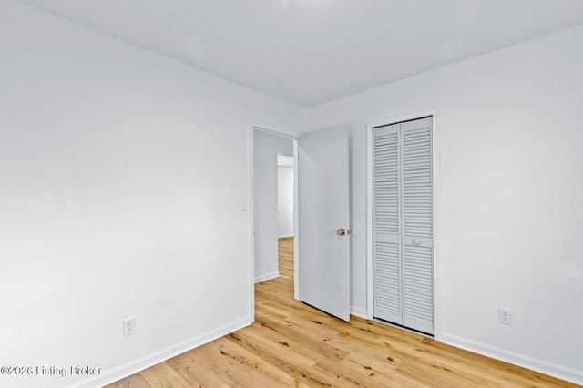 2709 Melvin Ct, Louisville, KY 40216