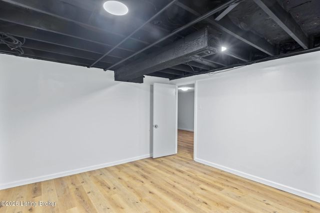 2709 Melvin Ct, Louisville, KY 40216