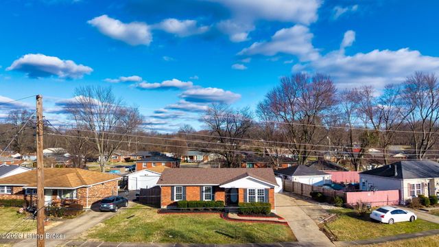 2709 Melvin Ct, Louisville, KY 40216