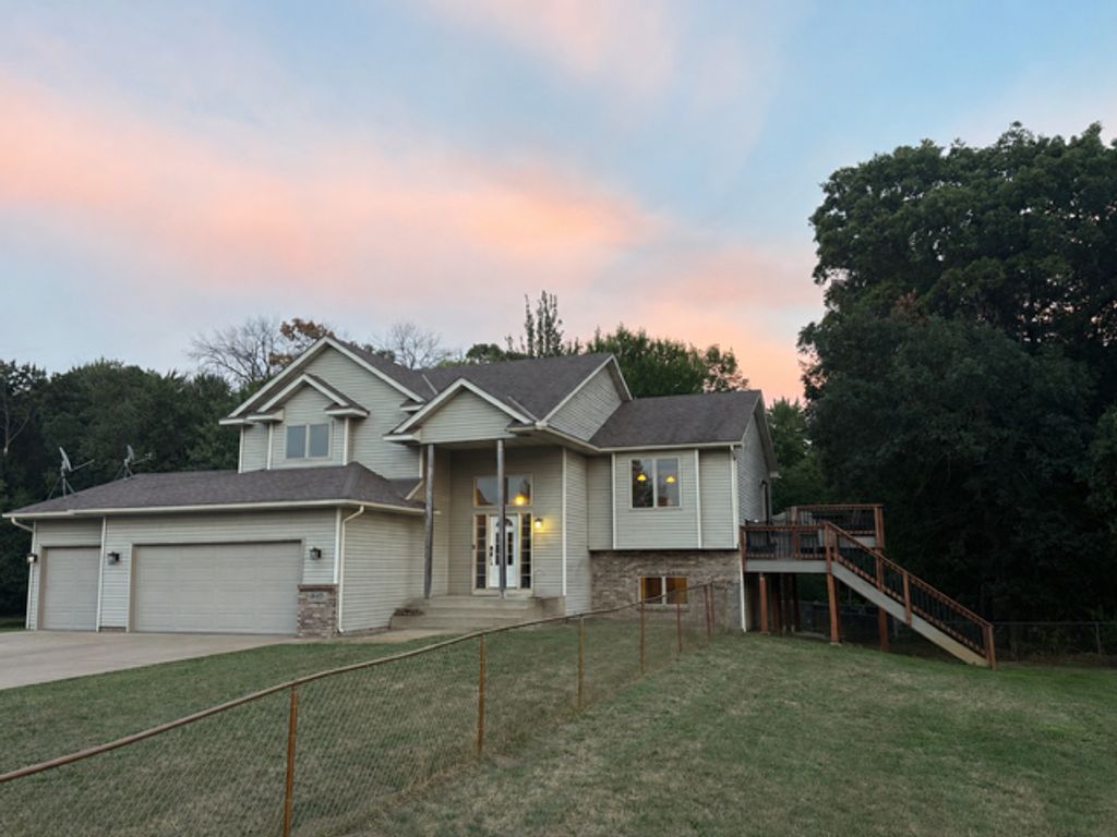 4648 209th Avenue NE, East Bethel, MN 55011 — photo 2