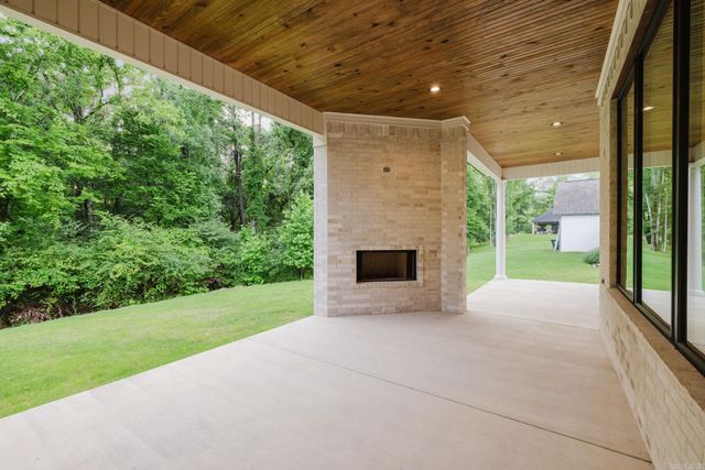 5008 Castaway Bay Dr, Benton, AR 72019