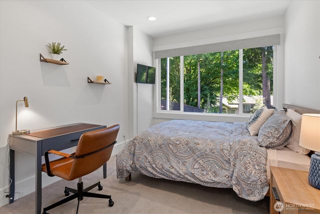 11427 115th Avenue NE, Kirkland, WA 98033