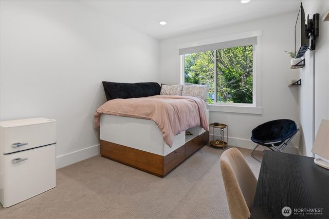 11427 115th Avenue NE, Kirkland, WA 98033
