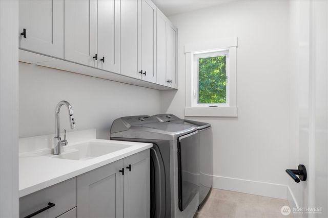 11427 115th Avenue NE, Kirkland, WA 98033