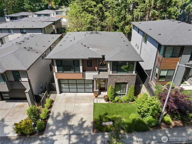 11427 115th Avenue NE, Kirkland, WA 98033