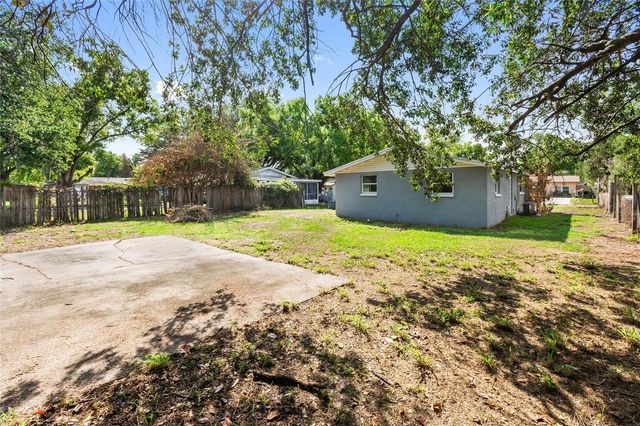 225 4TH JPV STREET, Winter Haven, FL 33880