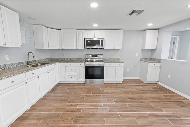 225 4TH JPV STREET, Winter Haven, FL 33880