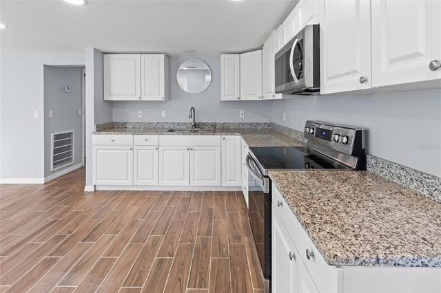 225 4TH JPV STREET, Winter Haven, FL 33880