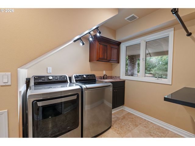30845 Sw ROGUE Ct, Wilsonville, OR 97070
