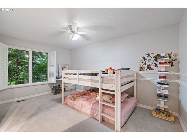 30845 Sw ROGUE Ct, Wilsonville, OR 97070