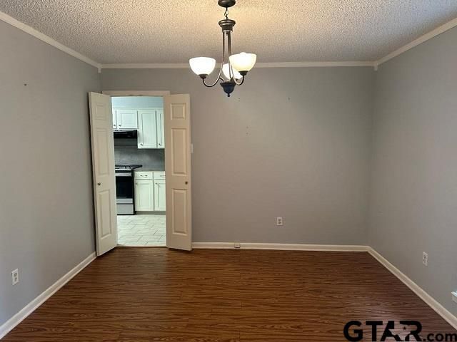 406 Hollyoak Drive, Tyler, TX 75703