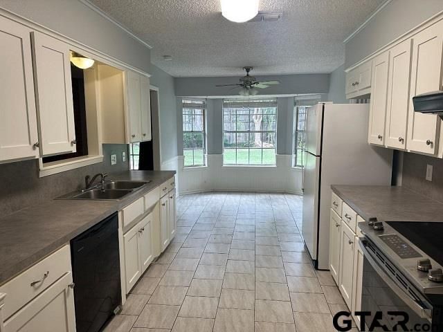 406 Hollyoak Drive, Tyler, TX 75703