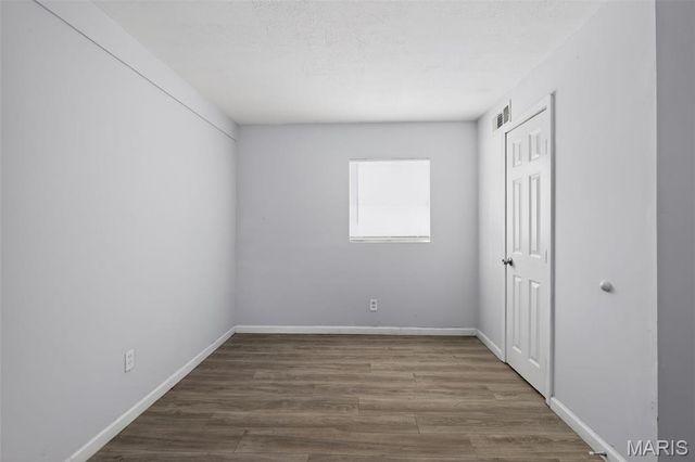 9732 Cambria Drive, St Louis, MO 63136