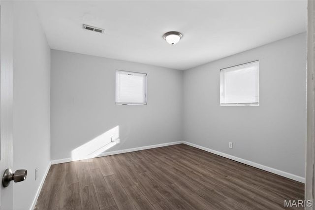 9732 Cambria Drive, St Louis, MO 63136