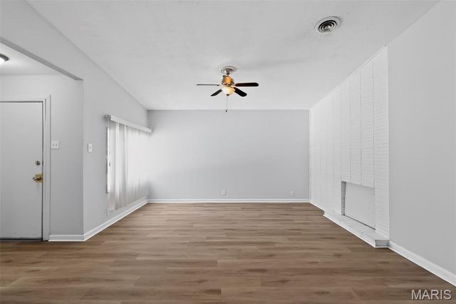 9732 Cambria Drive, St Louis, MO 63136