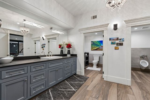 1306 Morrow Road, Valley View, TX 76272