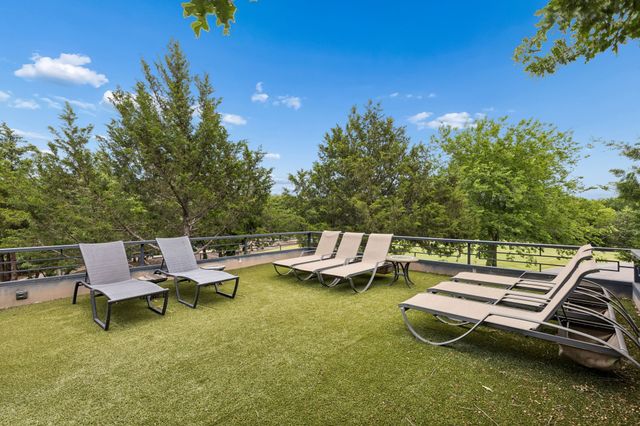 1306 Morrow Road, Valley View, TX 76272