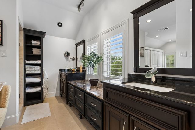 1306 Morrow Road, Valley View, TX 76272