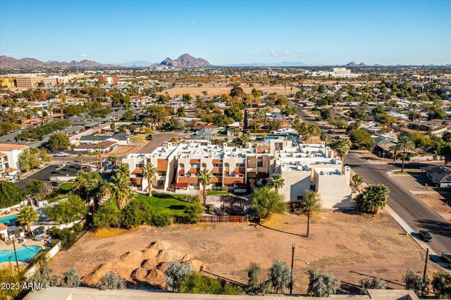 519 W GLENROSA Avenue 152, Phoenix, AZ 85013