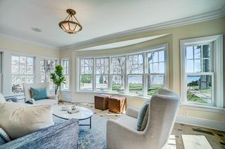 4927 Lake Avenue, White Bear Lake, MN 55110