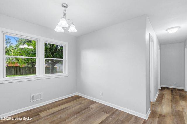 8011 Zelma Fields Ave, Louisville, KY 40228